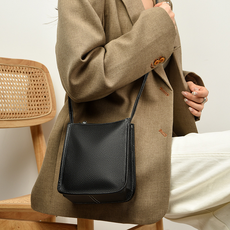 Sac messager en cuir véritable - Women'S Bags Jacquemus avis et prix